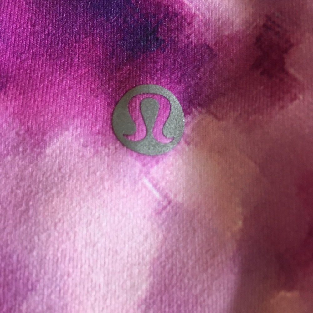 EUC Lululemon pixie crop - Picture 3 of 5